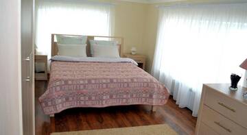 Фото номера Улучшенный двухместный номер с 1 кроватью Гостиница Guest House Na Radonezhskoy г. Сергиев Посад 3